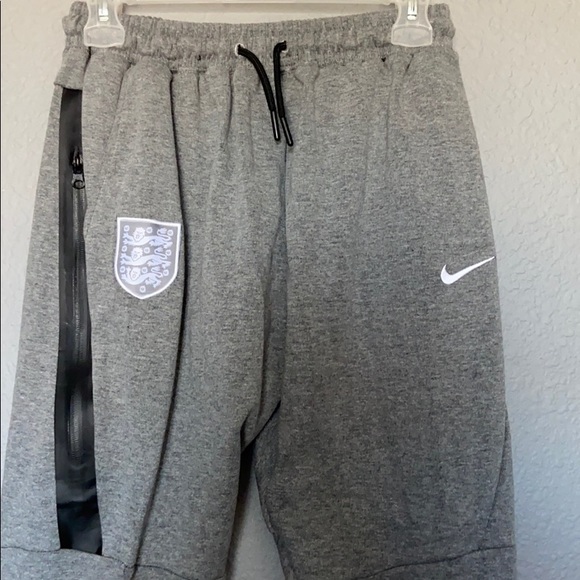 nike team sweats